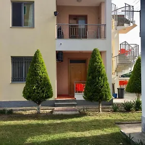 Shyqi Apartmán